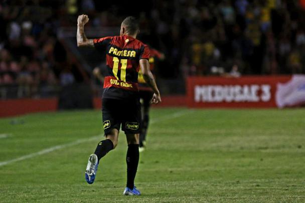 Foi sofrido, foi suado, mas o Sport voltou  Srie A. Depois de sair perdendo a partida diante da Ponte Preta, o Leo virou o jogo com dois gols de Guilherme, artilheiro da Segunda Diviso, com 17 gols e sacramentou o acesso na ltima partida em seu reduto no ano