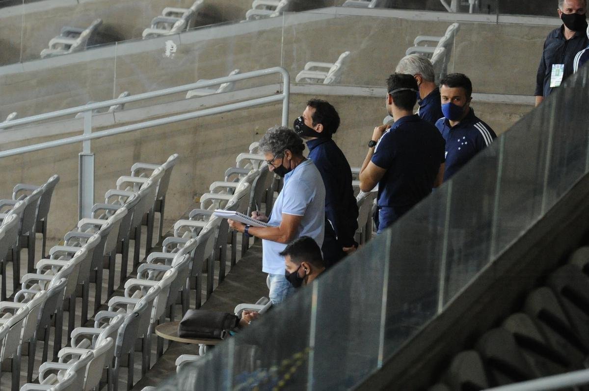 Cruzeiro x Juventude: fotos do jogo desta sexta-feira, no Mineiro, pela 16 rodada da Srie B