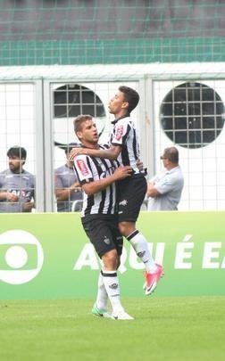 Imagens de Atltico x Ponte Preta, no Independncia