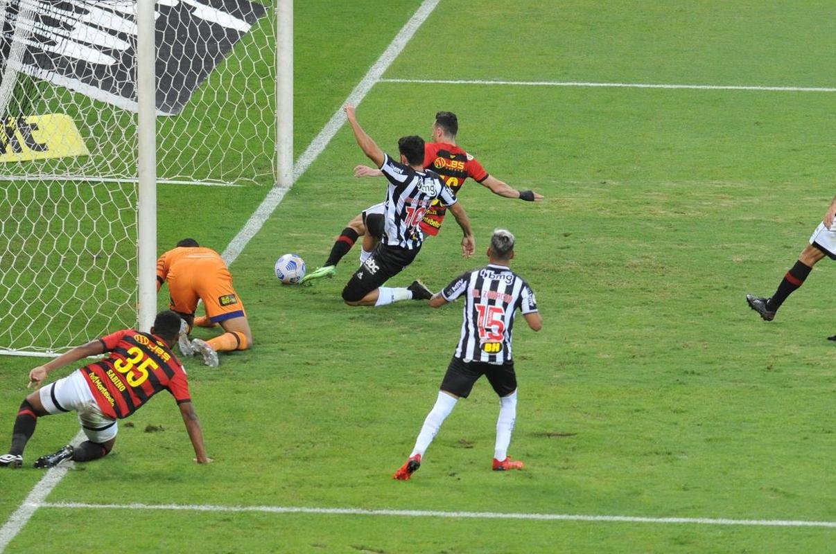 Fotos do jogo entre Atltico e Sport, no Mineiro, em Belo Horizonte, pela 21 rodada da Srie A do Brasileiro de 2021