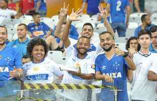No Mineiro, Cruzeiro e Huracn se enfrentaram pela quarta rodada do Grupo B da Copa Libertadores