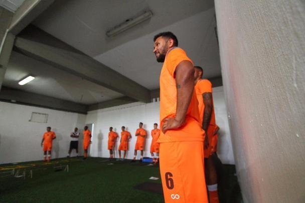 A reapresentação do elenco contou com o goleiro Carlos Miguel, ex-Internacional, o meia Diogo, ex-Atlético-AC e o volante Júlio Romão, ex-Ponte Preta, todos novidades para o elenco Tricolor de 2020
