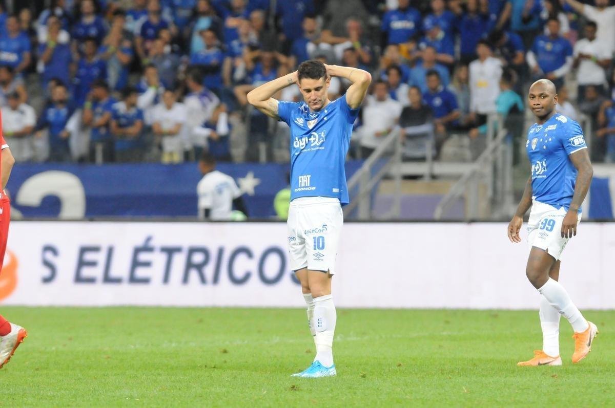 Gol do Internacional deixou Cruzeiro abatido no segundo tempo