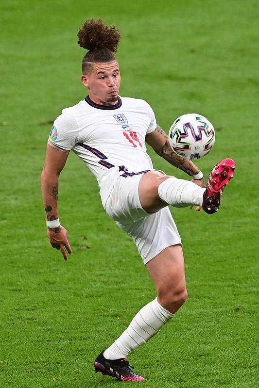 Kalvin Phillips (Inglaterra) - Sofreu leso no ombro que o tirou da ltima convocao da Inglaterra, mas a previso do Manchester City  que ele esteja  disposio para a Copa.