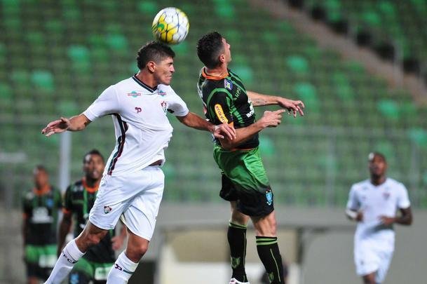 Imagens do jogo entre Amrica e Fluminense no Independncia