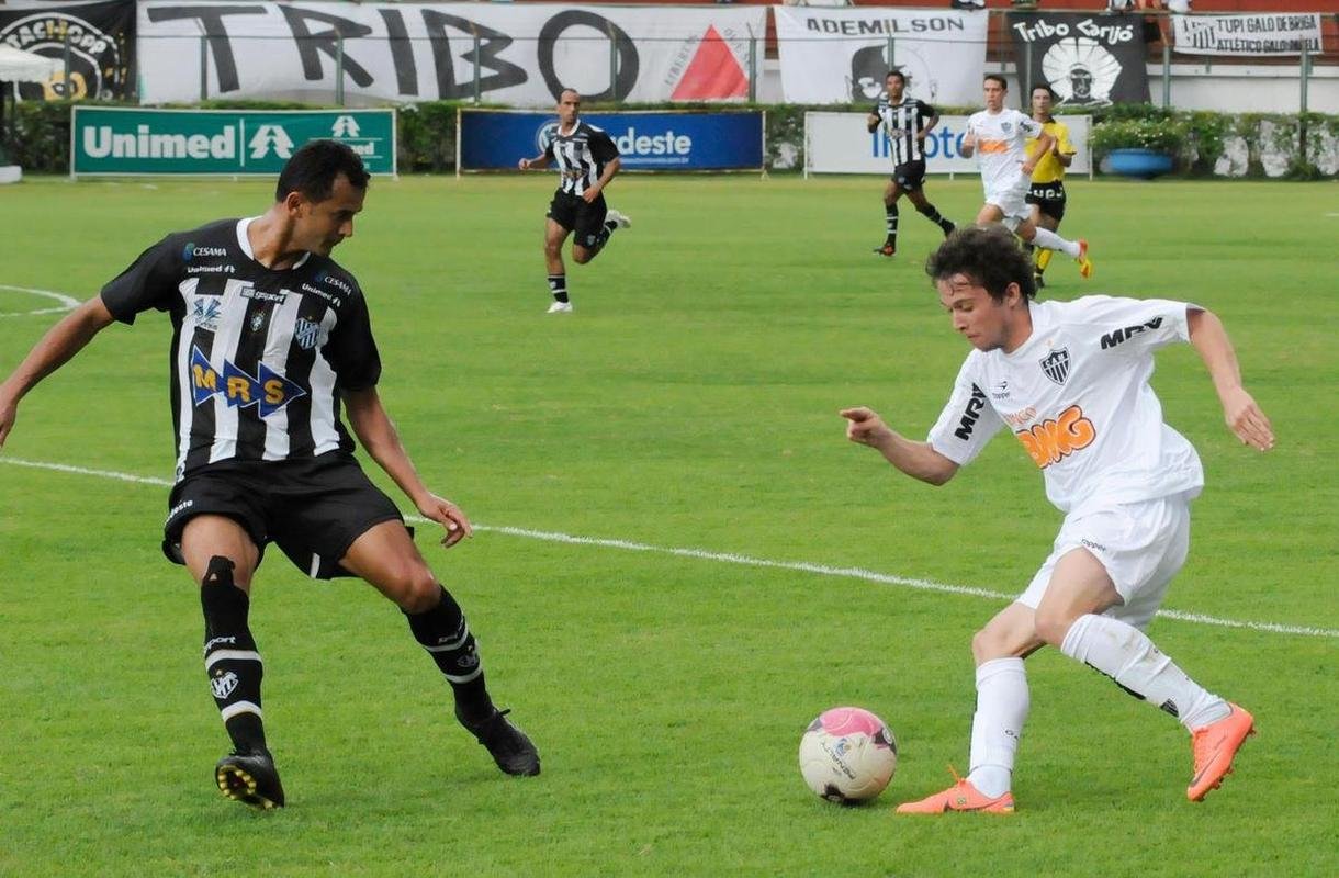 2012 - eliminou o Tupi e foi campeo diante do Amrica