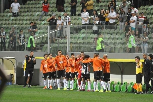 Fotos da vitria do Atltico sobre o Cear, por 2 a 1, no Independncia, com gols de Otero e Luan. Thiago Gallhardo descontou para os cearenses