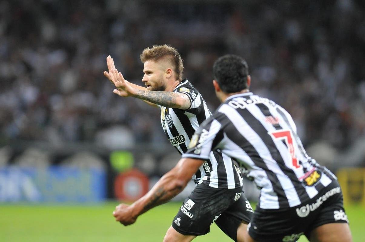 Fotos do jogo entre Atltico e Ava, pelo Campeonato Brasileiro
