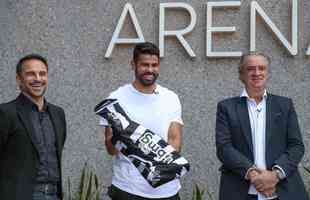 Na Arena MRV, Diego Costa  apresentado como novo reforo do Atltico