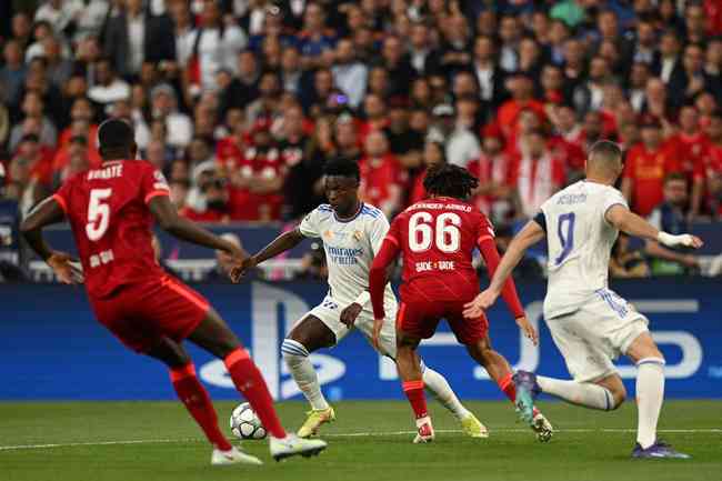 Real Madrid vence Liverpool com gol de Vini Júnior e conquista Champions  League - Jogada - Diário do Nordeste