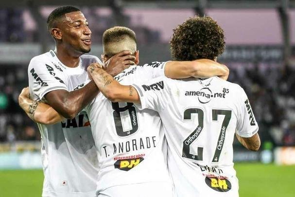 Veja as imagens do jogo entre Botafogo x Atlético, realizado no estádio Nilton Santos, no Rio de Janeiro