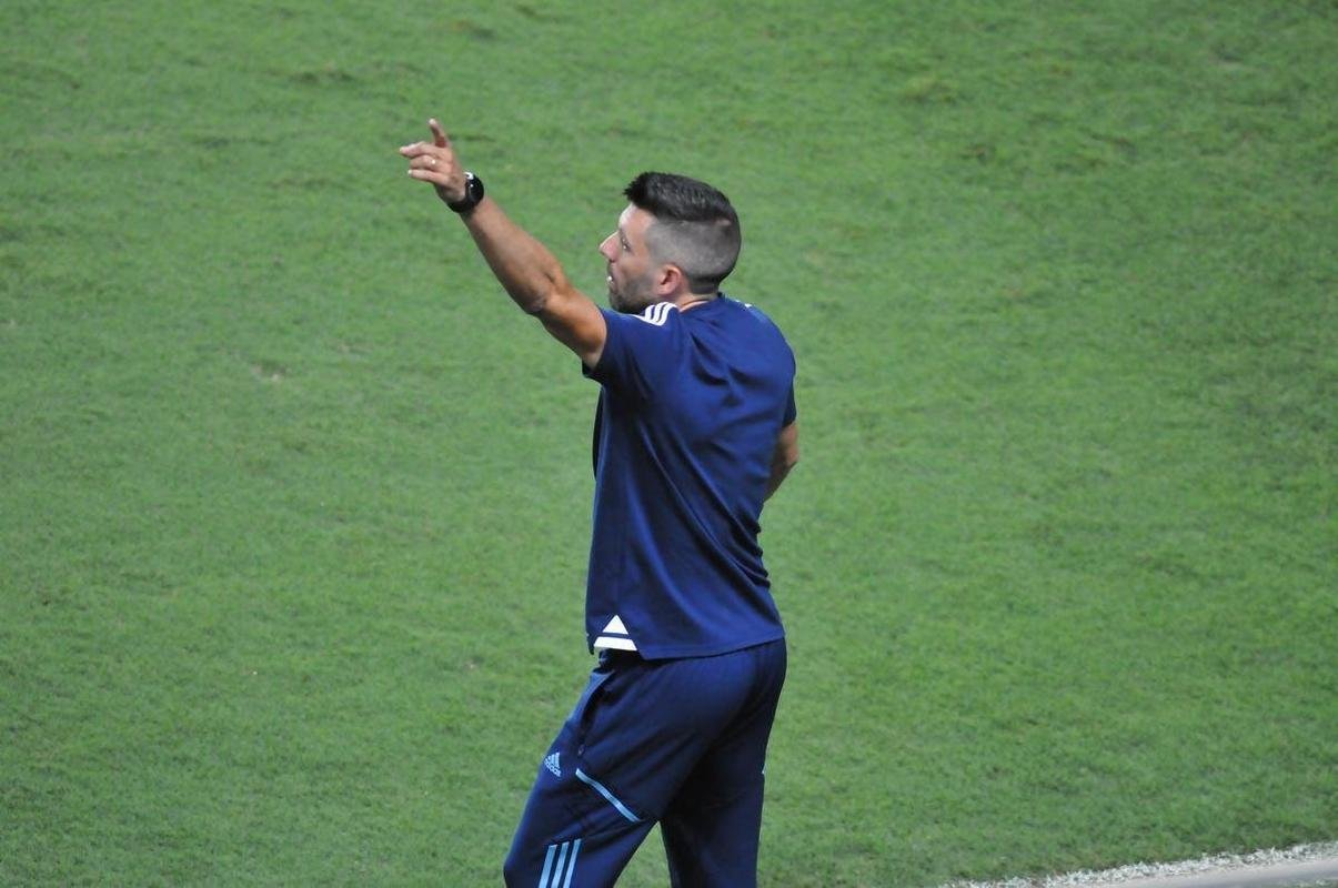 Cruzeiro x Pouso Alegre: fotos do jogo no estdio Independncia, em Belo Horizonte, pelo Campeonato Mineiro