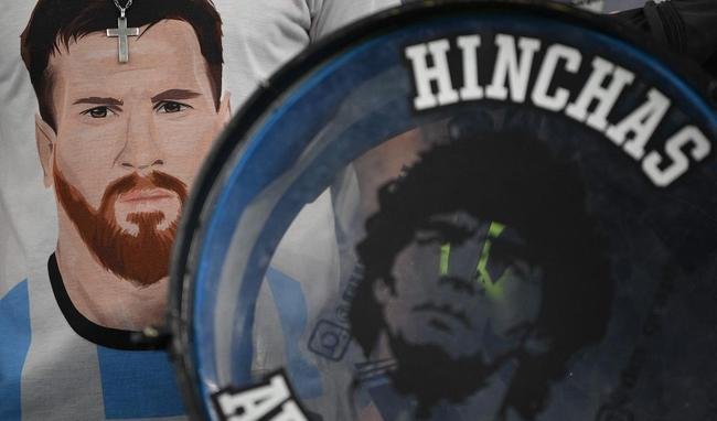 Torcedores de Argentina e Austrlia, que se enfrentaram pelas oitavas de final da Copa do Mundo