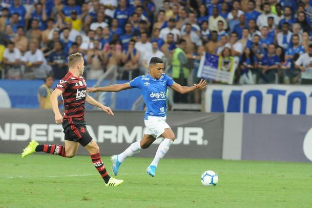 Cruzeiro e Flamengo se enfrentaram pela 20 rodada do Campeonato Brasileiro