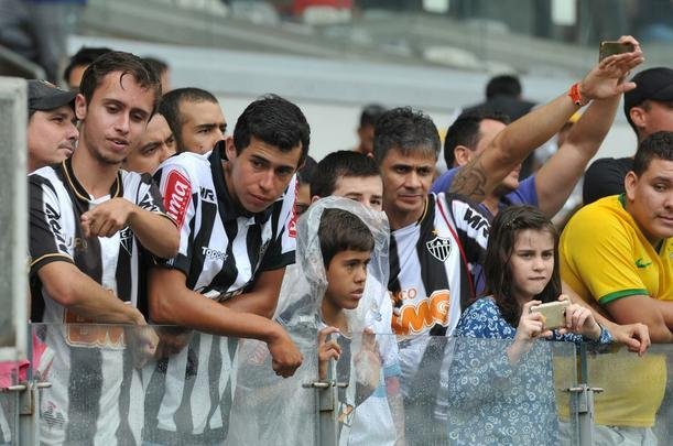 Fotos do 'Game of Dreams', jogo festivo dos Amigos do Ronaldinho contra os Amigos do Penta