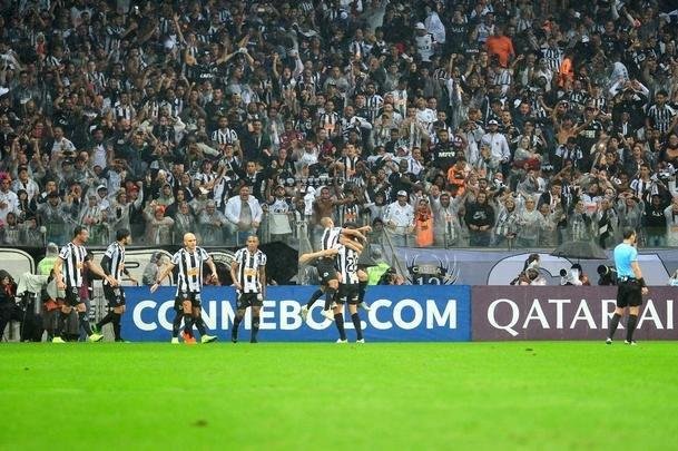 Fotos do primeiro tempo do duelo entre Atltico e Coln, no Mineiro, pela semifinal da Copa Sul-Americana