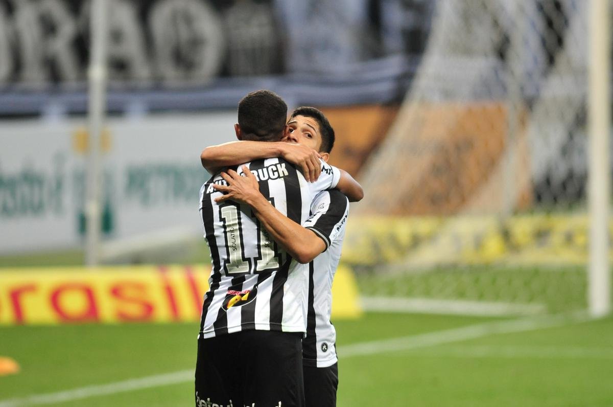 Melhores imagens do duelo entre Atltico e Bragantino, pela Srie A do Brasileiro