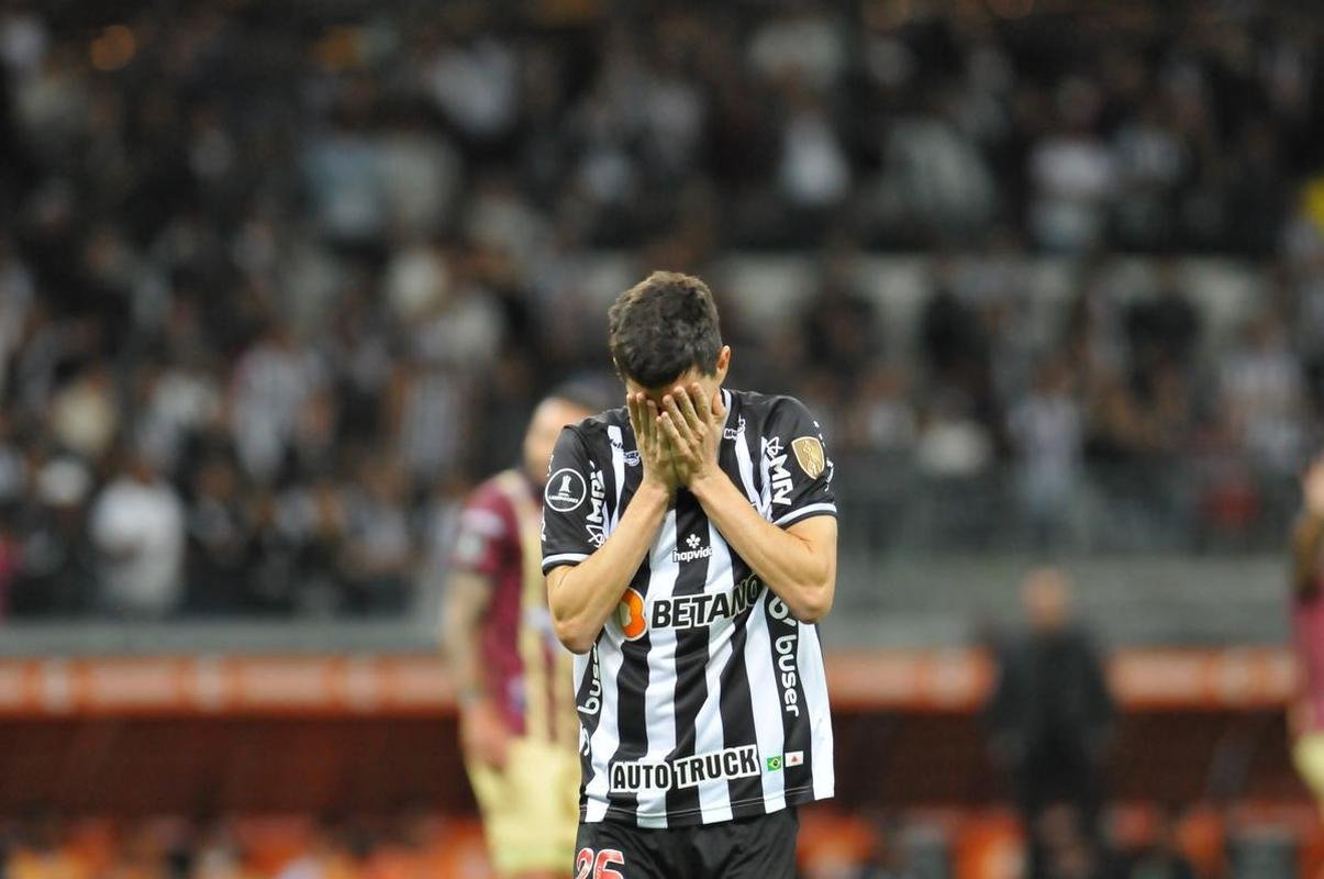 Fotos do jogo entre Atltico e Tolima, no Mineiro, em Belo Horizonte, pela sexta rodada do Grupo D da Copa Libertadores