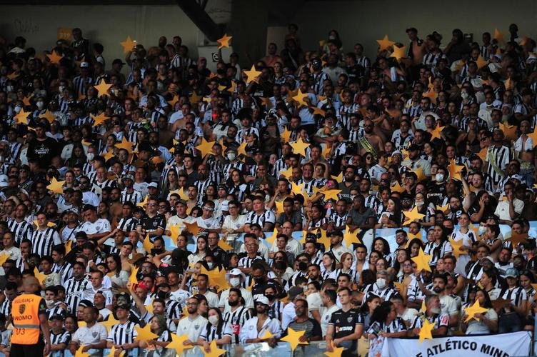 Festa da torcida do Atltico, no Mineiro, no jogo em que o time ergueu a taa de campeo brasileiro, diante do RB Bragantino