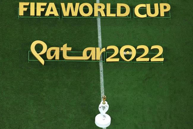 Entrada de Argentina e Frana no campo do Estdio Icnico de Lusail para a final da Copa do Mundo foi um espetculo  parte. Veja fotos do show de fogos, de luzes e da execuo dos hinos nacionais dos dois pases