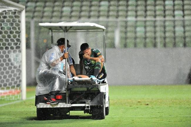 Fotos de Amrica x Athletic, no Independncia, pelo Campeonato Mineiro