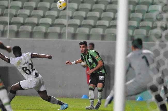 Fotos da vitória do América sobre o Botafogo, por 3 a 0, no Independência, em Belo Horizonte, pelas oitavas de final da Copa do Brasil. Wellington Paulista, Danilo Avelar e Alê marcaram os gols da vitória do Coelho no Horto