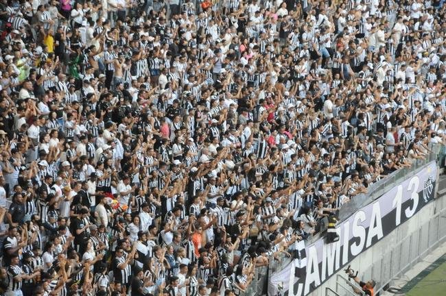 Fotos da torcida do Atltico na partida contra o Flamengo, no Mineiro, em Belo Horizonte, pela 13 rodada do Campeonato Brasileiro