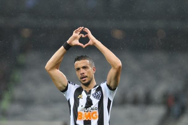Franco Di Santo abriu o placar para o Atltico aos 37 minutos do primeiro tempo. Depois de cruzamento, ele arrematou de perna esquerda e colocou o Galo em vantagem no Mineiro
