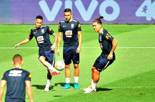 Nesta quarta-feira (09/11), Seleo Brasileira fez mais um treino no Mineiro e encerrou preparao para enfrentar a Argentina pelas Eliminatrias da Copa do Mundo