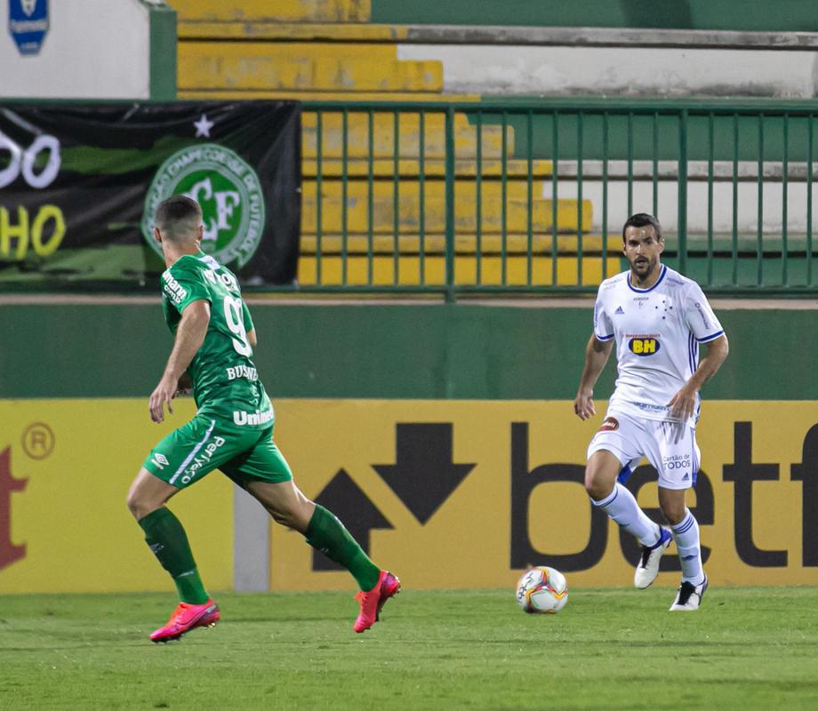 Fotos do jogo entre Chapecoense e Cruzeiro, na Arena Condá, em Chapecó, pela 23ª rodada da Série B do Campeonato Brasileiro