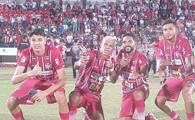 O Democrata de Sete Lagoas foi o grande campeo do Mdulo II do Campeonato Mineiro