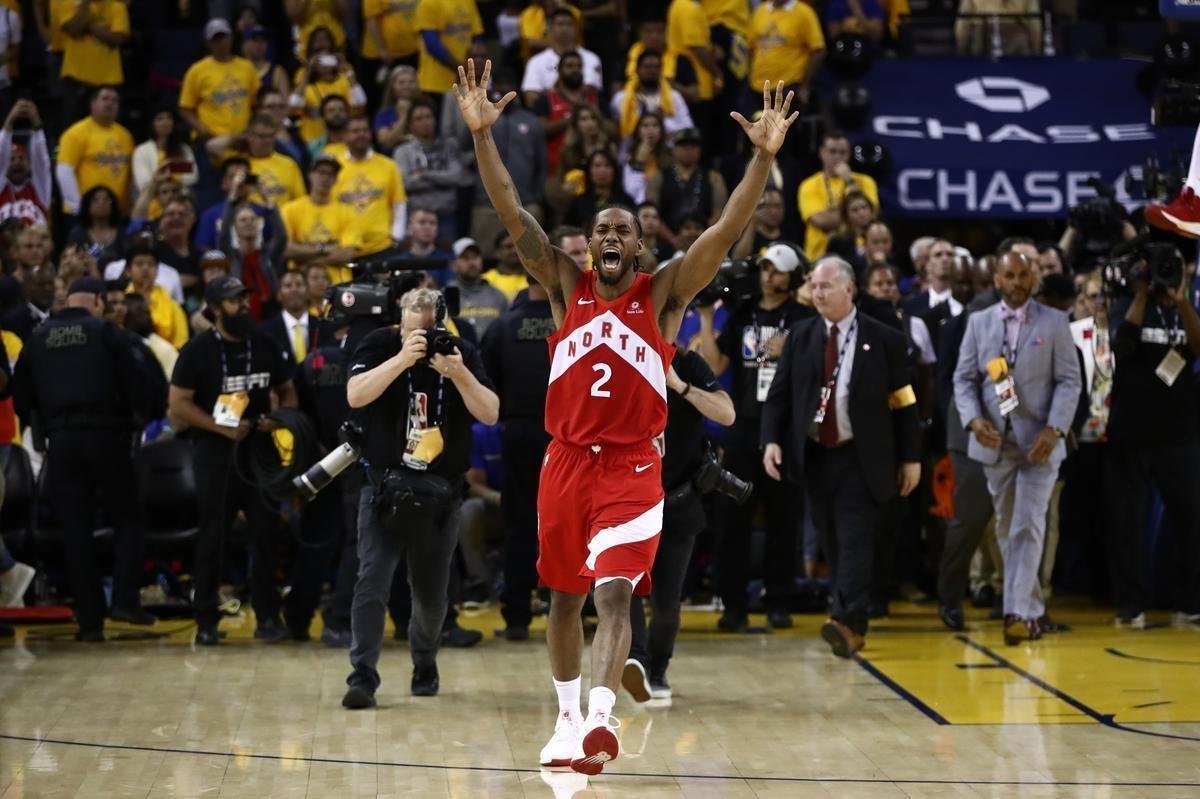 Toronto Raptors vence a sexta partida das finais, na Oracle Arena, e faz a festa