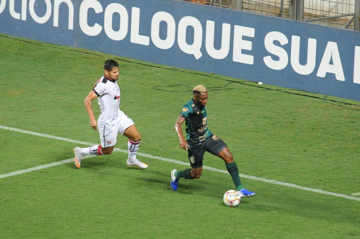 Fotos de Amrica x Vitria, no Independncia, pela 33 rodada