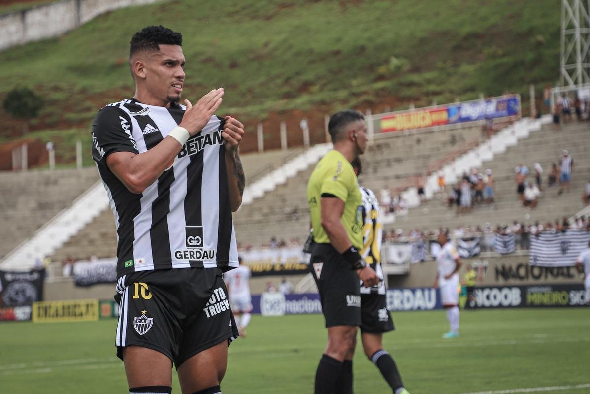 Tombense x Atltico: fotos do jogo pelo Campeonato Mineiro