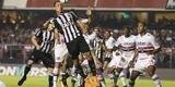 Atl�tico saiu atr�s, conseguiu virada com R�ger Guedes e Ricardo Oliveira, mas cedeu empate no Morumbi