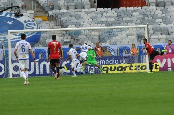 Imagens da partida entre Cruzeiro e Sport, duelo vlido pela 21 rodada da Srie A do Campeonato Brasileiro