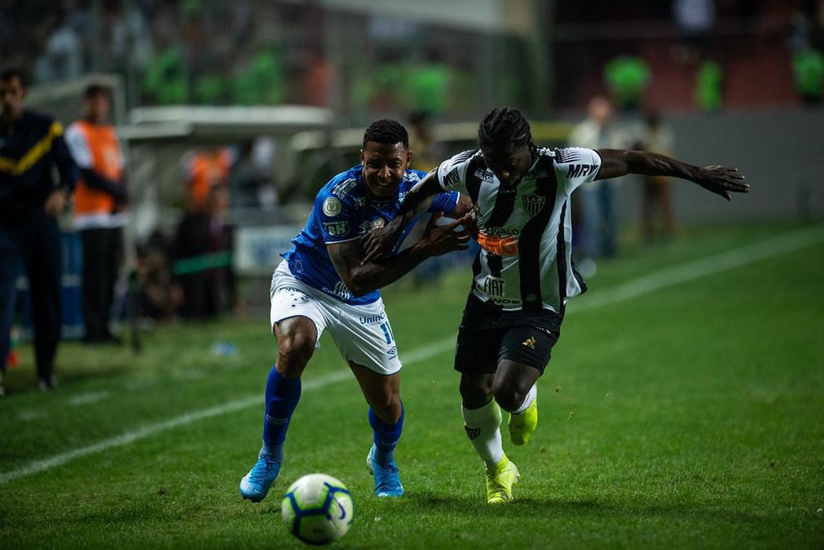 David - Foi vendido pelo Cruzeiro ao Fortaleza em 2020. Ele ficou no clube cearense at 2021, quando se transferiu para o Internacional. Neste ano, foi emprestado ao So Paulo.