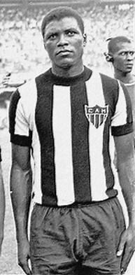 7 - Humberto Monteiro: foi o lateral-direito campeão brasileiro de 1971 pelo Atlético. Em cinco anos de clube, ele ganhou, também, o Campeonato Mineiro de 1970. Humberto ganhou duas vezes o prêmio Bola de Prata, em 1970 e 1971, como melhor da sua posição. Após um período de dificuldades financeiras, morreu jovem, aos 33 anos, em Belo Horizonte.