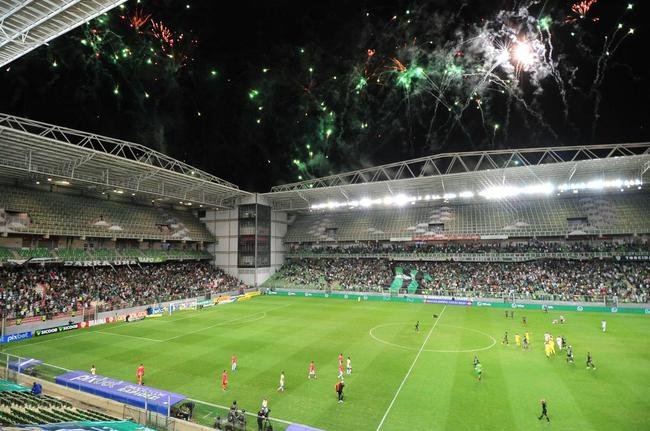 Jogadores, comisso tcnica, dirigentes e torcedores foram ao delrio no Independncia com classificao do Amrica  Libertadores