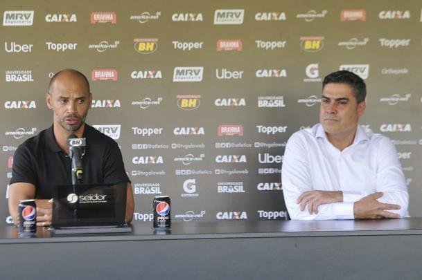 Marques foi apresentado pelo presidente Srgio Sette Cmara