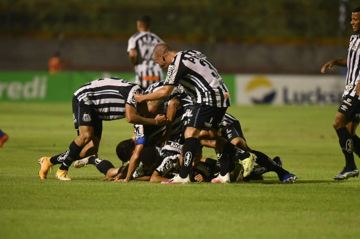 #6 Santos, com 12.776 pontos