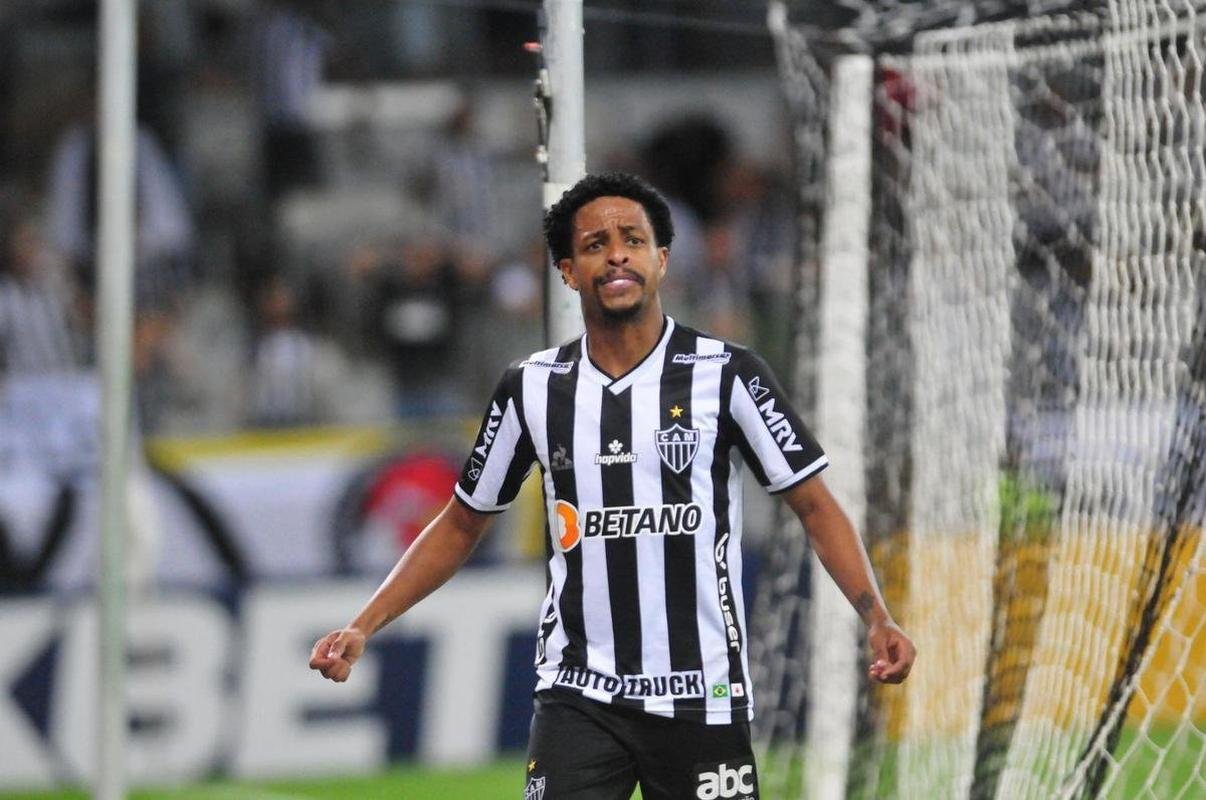 Atacante - Keno: R$ 12 milh�es junto ao Pyramids-EGI (junho de 2020)