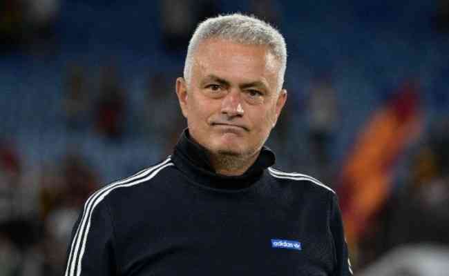 Mourinho foi vice-campeo da Liga Europa com a Roma