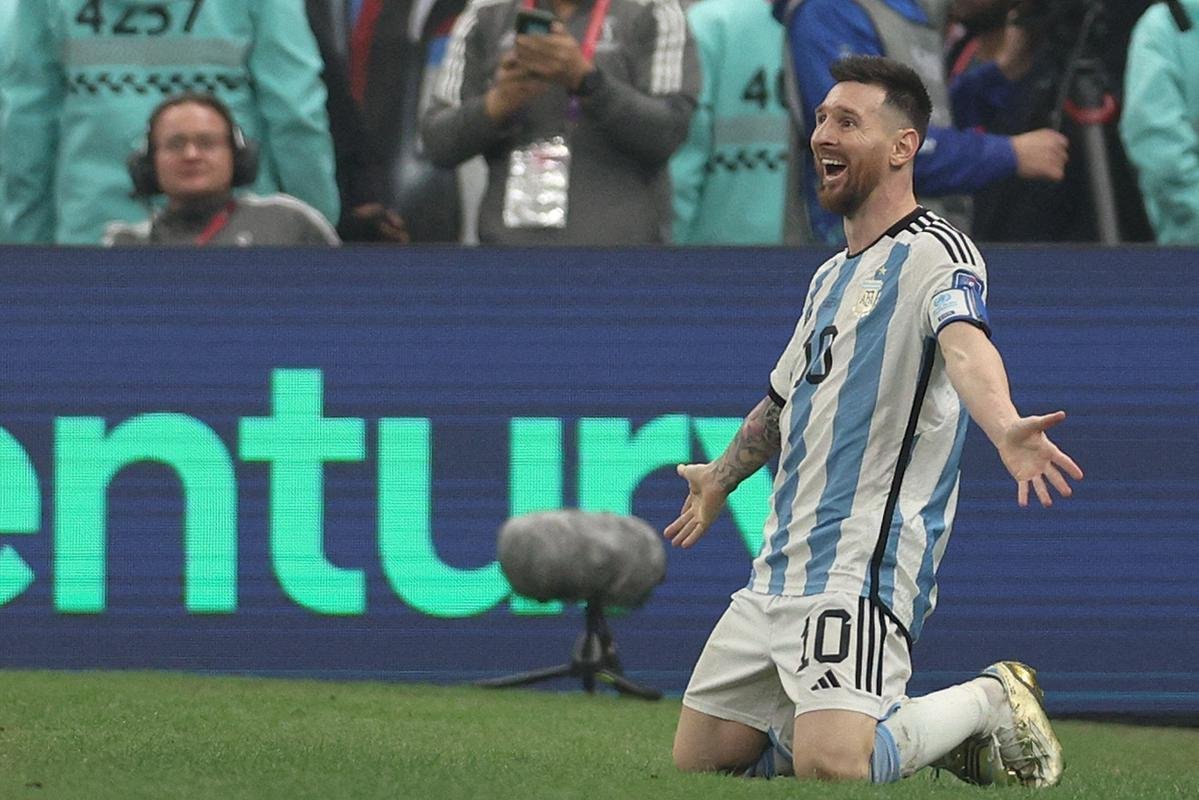 Na prorrogao, Messi fez mais um e recolocou a Argentina na frente da Frana: 3 a 2