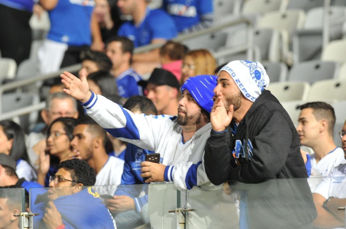 Torcida do Cruzeiro no duelo desta tera, no Mineiro, contra o Racing, pela Libertadores