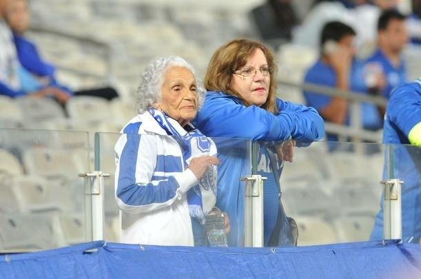 Torcida do Cruzeiro no duelo desta tera, no Mineiro, contra o Racing, pela Libertadores
