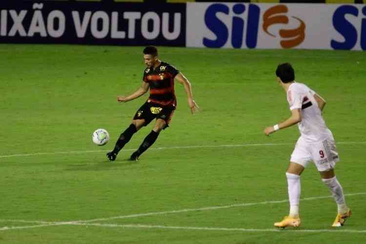 (Foto: Anderson Stevens/ Sport Recife )