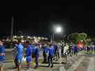 Cruzeirenses so obrigados a se aglomerar em fila para entrar no Mineiro