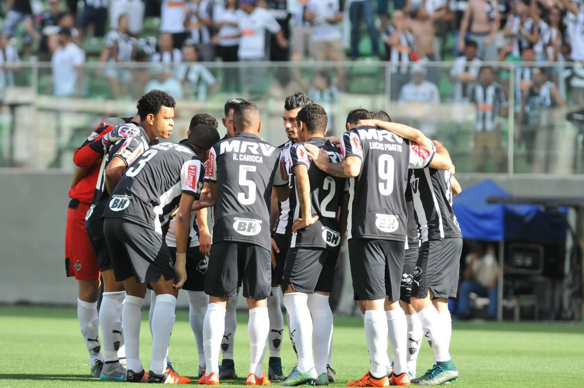 2015 - 13 vitrias, dois empates e quatro derrotas (71,9% de aproveitamento), com 36 gols marcados e 20 gols sofridos