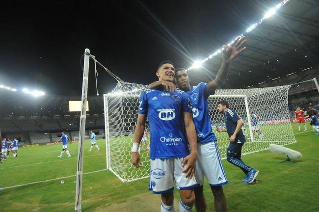 Cruzeiro venceu Londrina por 1 a 0, com gol de Luvannor